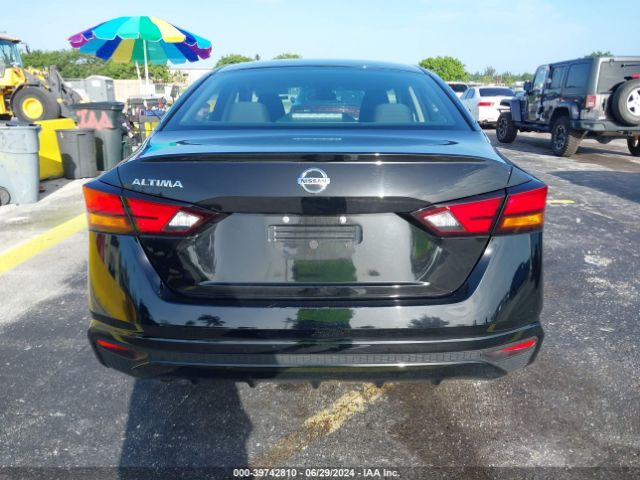 1N4BL4BV6NN330838 Nissan Altima S Fwd