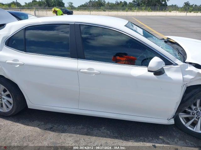 Toyota CAMRY LE 2023 4T1C11AK3PU818384 Image 13
