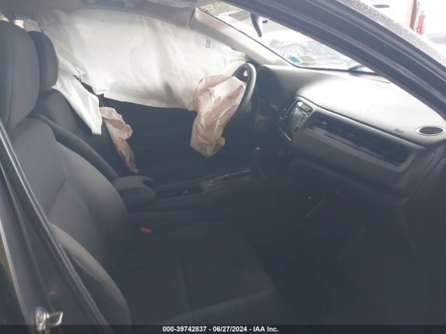 3CZRU6H35KG718312 Honda HR-V LX