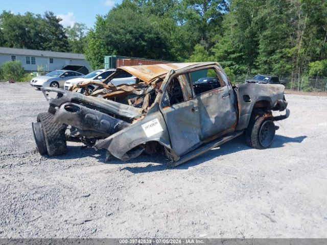 1C6SRFLT6KN534429 RAM 1500 Rebel  4x4 5'7 Box