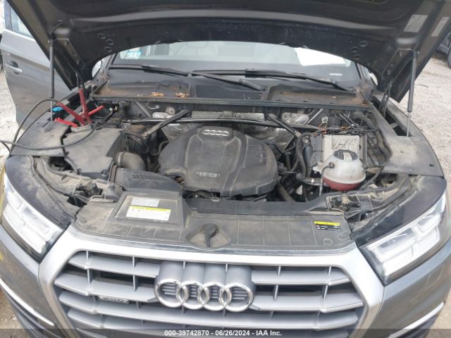 WA1BNAFY7J2070706 Audi Q5 2.0t Premium/2.0t Tech Premium