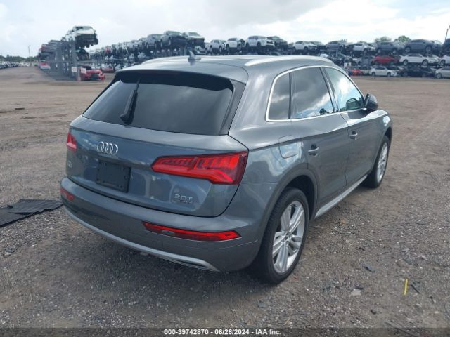WA1BNAFY7J2070706 Audi Q5 2.0t Premium/2.0t Tech Premium