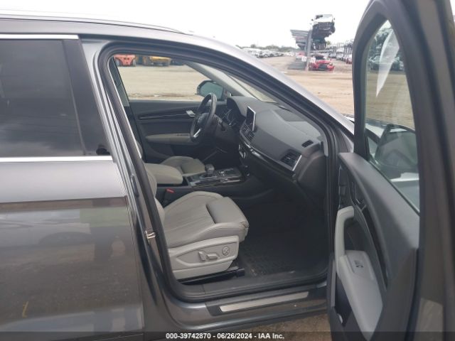 WA1BNAFY7J2070706 Audi Q5 2.0t Premium/2.0t Tech Premium
