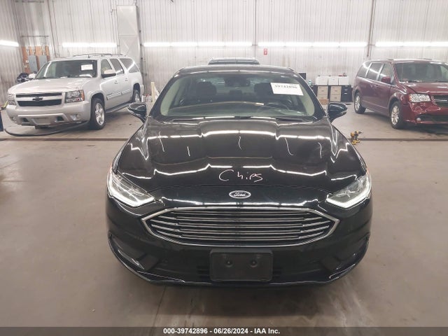3FA6P0H7XJR257603 Ford FUSION SE