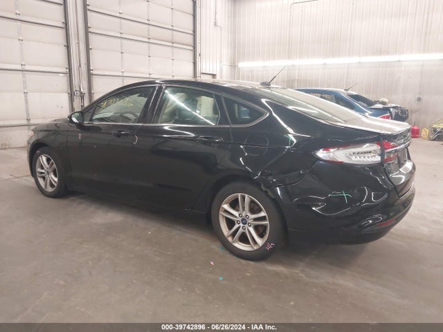3FA6P0H7XJR257603 Ford FUSION SE