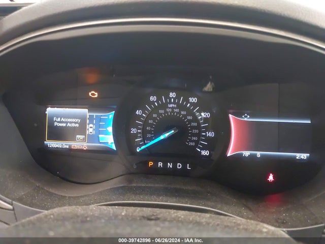3FA6P0H7XJR257603 Ford FUSION SE