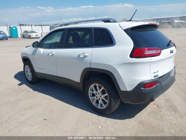 1C4PJMCBXFW784919 Jeep Cherokee Latitude