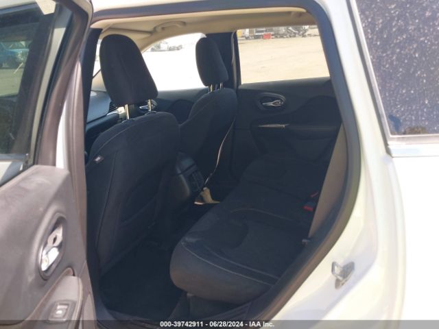 1C4PJMCBXFW784919 Jeep Cherokee Latitude