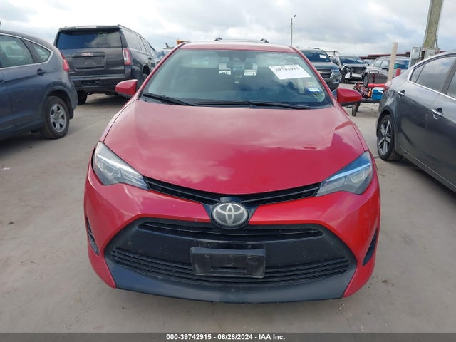 Toyota COROLLA LE 2018 5YFBURHE5JP768243 Image 12