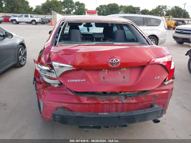 Toyota COROLLA LE 2018 5YFBURHE5JP768243 Image 16