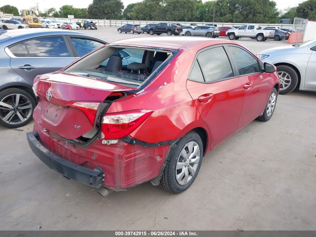 Toyota COROLLA LE 2018 5YFBURHE5JP768243 Image 4