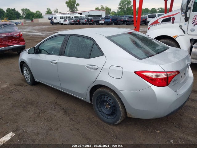 Toyota COROLLA LE 2019 2T1BURHE0KC140866 Image 3