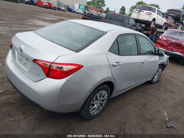 Toyota COROLLA LE 2019 2T1BURHE0KC140866 Image 4