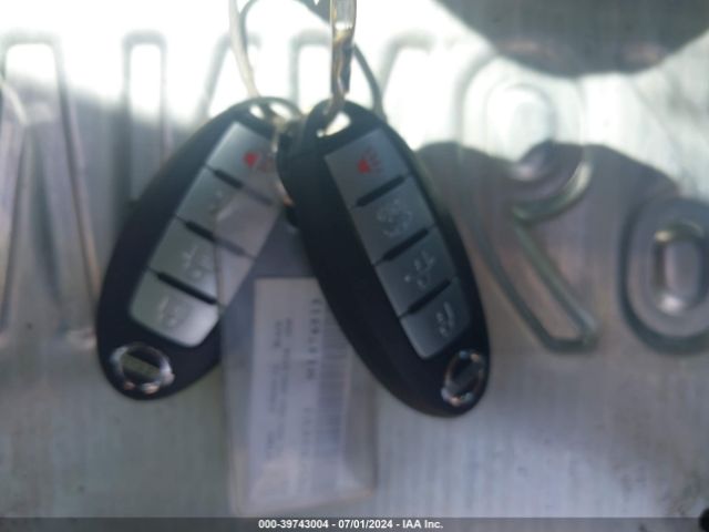 3N1CN8EV5ML876513 Nissan Versa Sv Xtronic Cvt