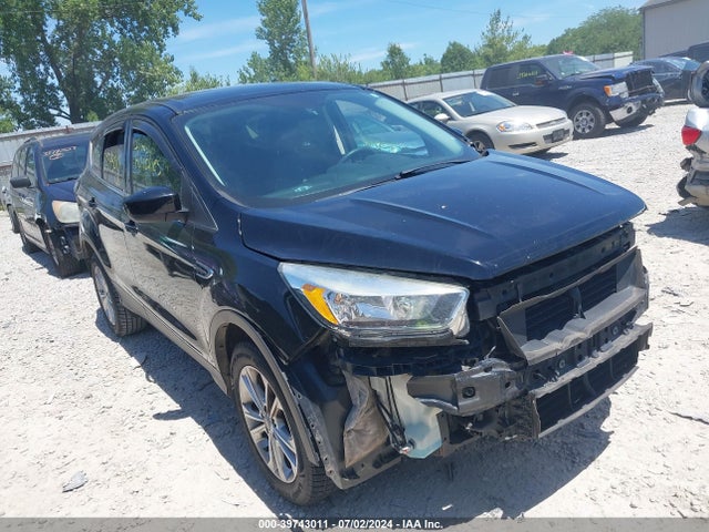 Ford ESCAPE SE 2017 1FMCU9GD0HUA37659 Image 1