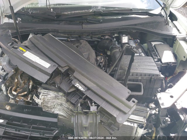 3VV2B7AXXJM036513 Volkswagen Tiguan