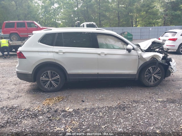 3VV2B7AXXJM036513 Volkswagen Tiguan