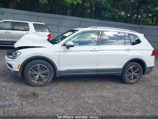3VV2B7AXXJM036513 Volkswagen Tiguan