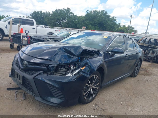 Toyota CAMRY SE 2018 4T1B11HK2JU658443 Image 2