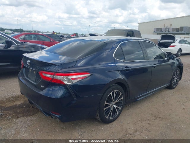 Toyota CAMRY SE 2018 4T1B11HK2JU658443 Image 4