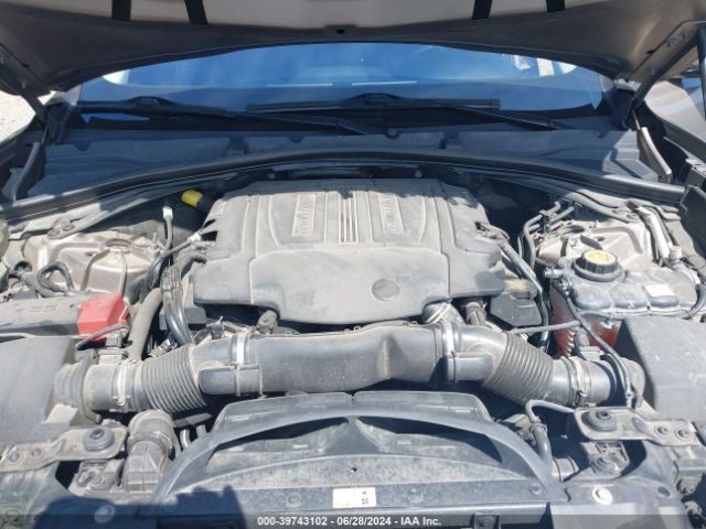 SADCJ2BV1HA082541 Jaguar F-pace 35t Premium