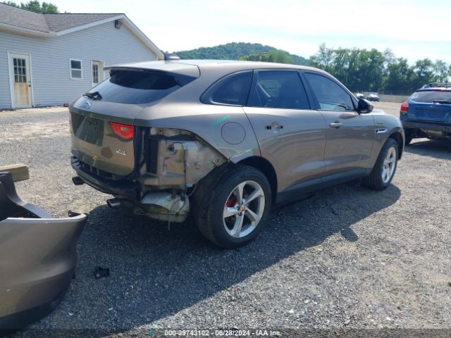 SADCJ2BV1HA082541 Jaguar F-pace 35t Premium