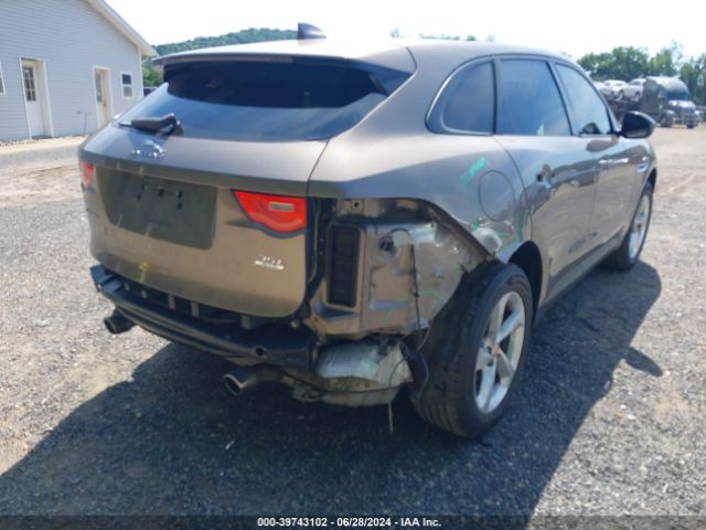 SADCJ2BV1HA082541 Jaguar F-pace 35t Premium