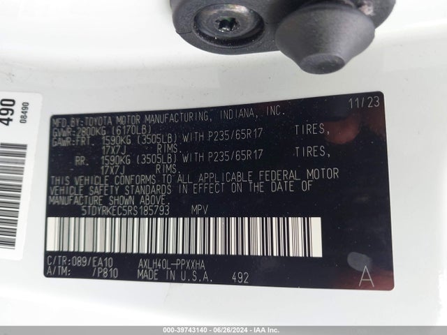 Toyota SIENNA XLE 2024 5TDYRKEC5RS185793 Image 9