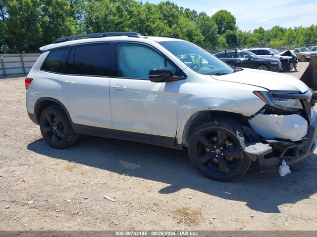 Honda Passport Elite 2019 5FNYF8H0XKB030146 Image 13