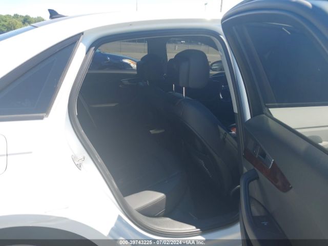 WAUDNAF46KN019495 Audi A4 45 Premium
