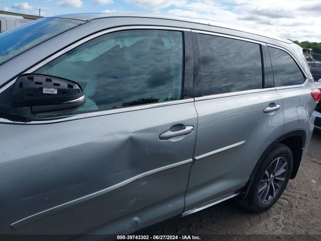 Toyota Highlander Xle 2019 5TDJZRFH5KS584360 Image 15