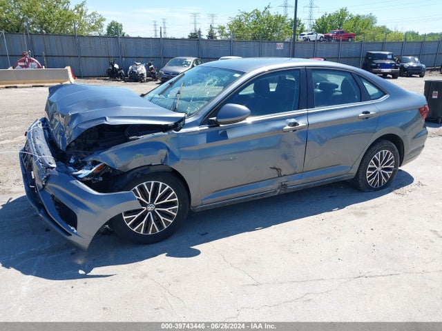 3VWN57BU5MM077074 Volkswagen tsi