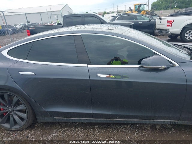 Tesla Model S 90d/p100d/p85d/p90d 2016 5YJSA1E47GF131204 Image 14