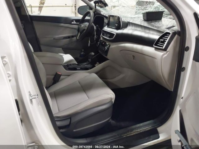 KM8J2CA44MU386448 Hyundai TUCSON SE