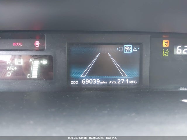 Toyota Prius V Five 2016 JTDZN3EU7GJ045821 Image 16