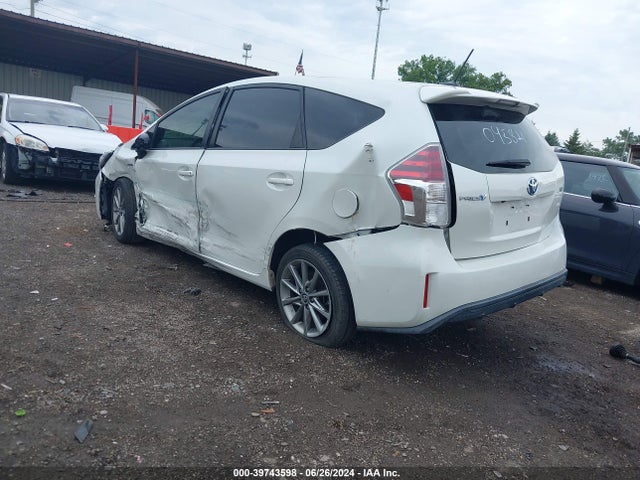 Toyota Prius V Five 2016 JTDZN3EU7GJ045821 Image 3