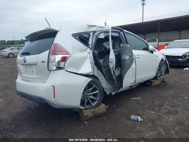 Toyota Prius V Five 2016 JTDZN3EU7GJ045821 Image 4