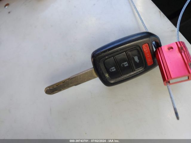 2HKRM3H37FH504245 Honda CR-V LX