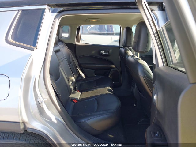 3C4NJCCB6LT108096 Jeep Compass Limited Fwd