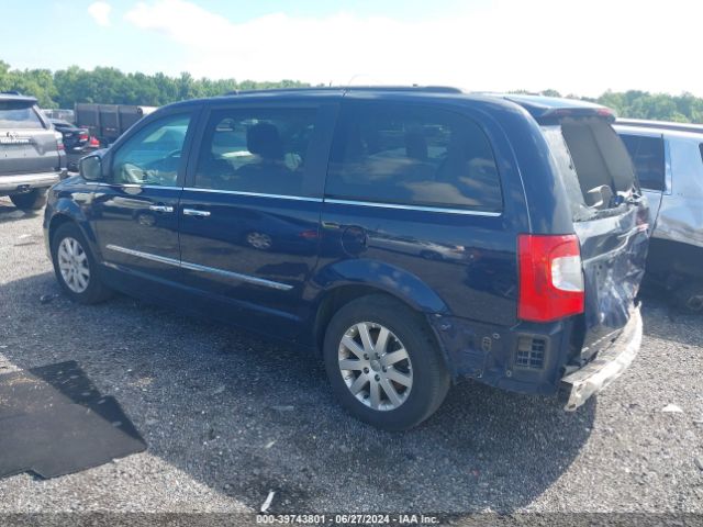 2015 CHRYSLER TOWN & COUNTRY 2C4RC1BG0FR741052 Photo 2