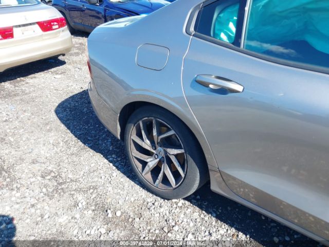 7JRA22TK2KG002934 Volvo S60 T6 Momentum