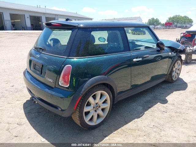 2006 MINI COOPER S WMWRE33546TN29568 Photo 3
