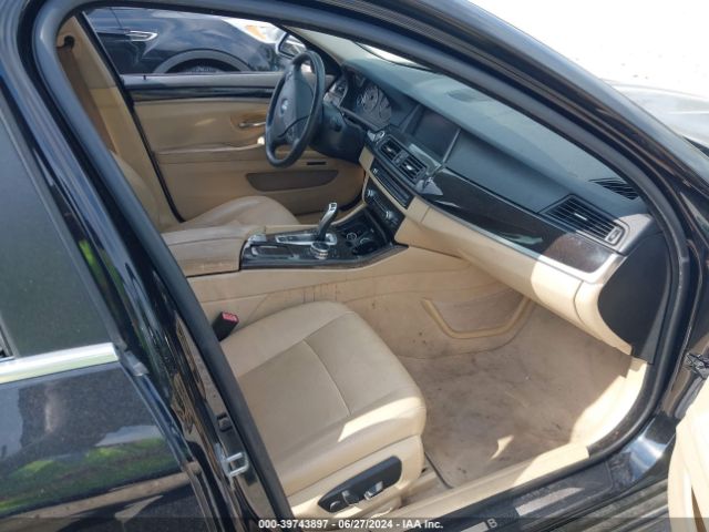 WBA5A7C59ED219040 BMW 528i Xdrive
