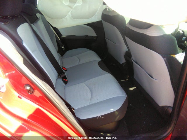 Toyota Prius Three 2017 JTDKARFU7H3531646 Image 8