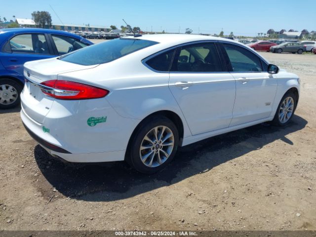 3FA6P0PUXHR379931 Ford Fusion Energi Se Luxury