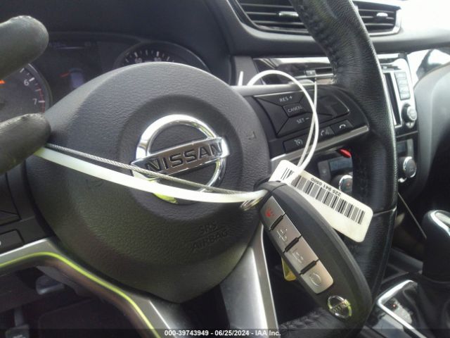 JN1BJ1CR6HW139342 Nissan Rogue Sport Sv