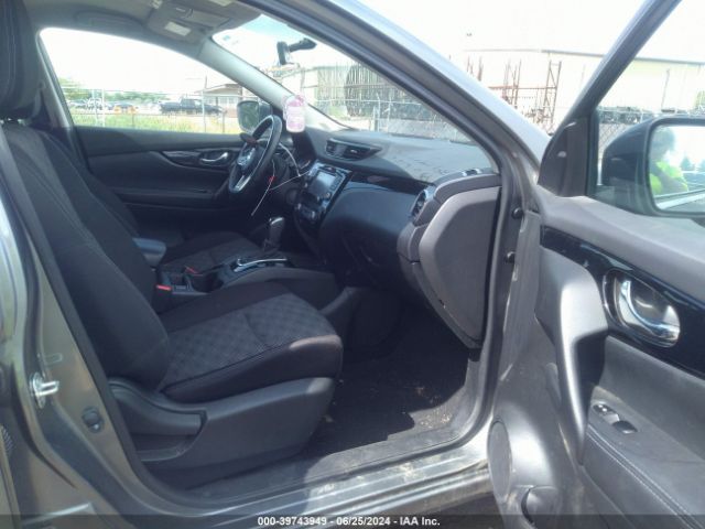 JN1BJ1CR6HW139342 Nissan Rogue Sport Sv