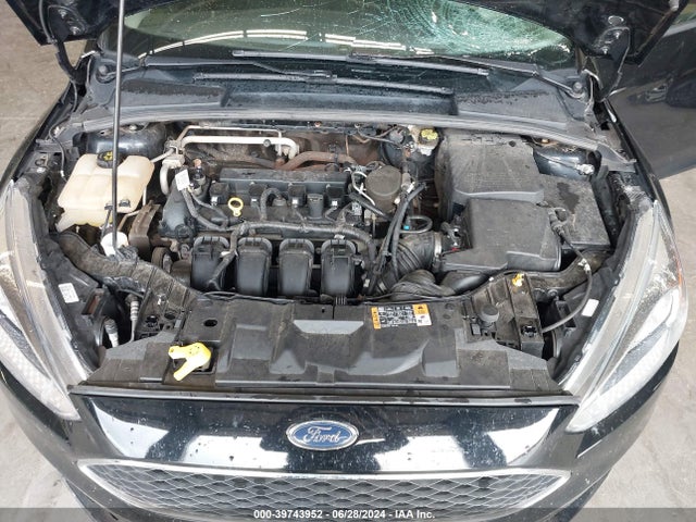 Ford FOCUS SE 2016 1FADP3F25GL246144 Image 10