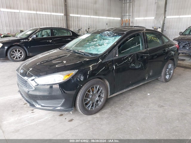 Ford FOCUS SE 2016 1FADP3F25GL246144 Image 2