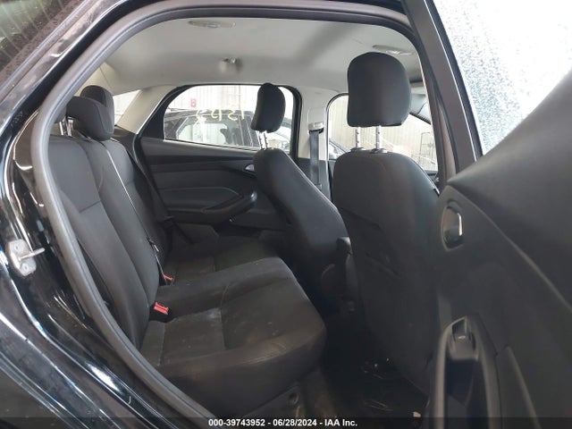 Ford FOCUS SE 2016 1FADP3F25GL246144 Image 8